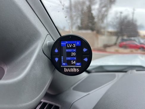 Used 2022 GMC Sierra 2500 Denali w/ Denali Ultimate Package image 22