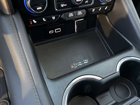 Used 2023 Chevrolet Tahoe High Country image 19