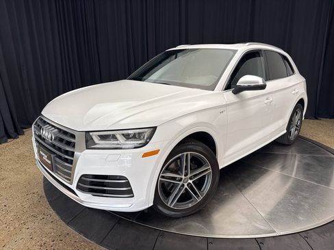 Used 2018 Audi SQ5 Prestige w/ Prestige Package AWD/4WD image 2