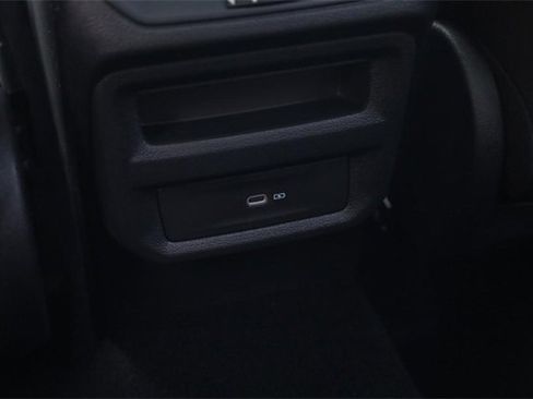 New 2025 Volkswagen Taos SEL image 23