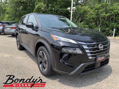 Used 2025 Nissan Rogue SV AWD/4WD image 1