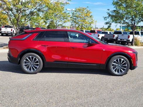 New 2025 Cadillac Lyriq Sport image 45