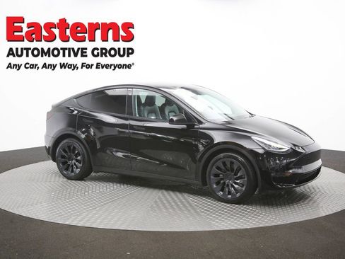 Used 2022 Tesla Model Y Long Range AWD/4WD image 41