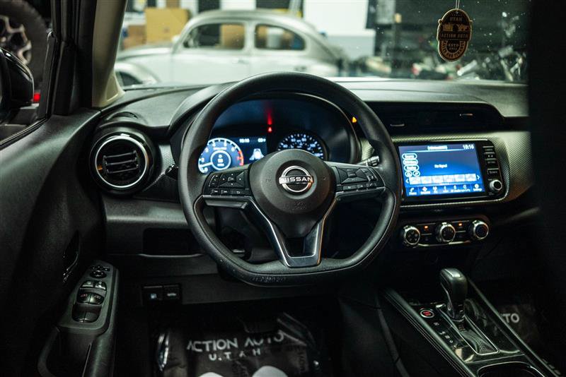 Used 2024 Nissan Kicks SV FWD image 14