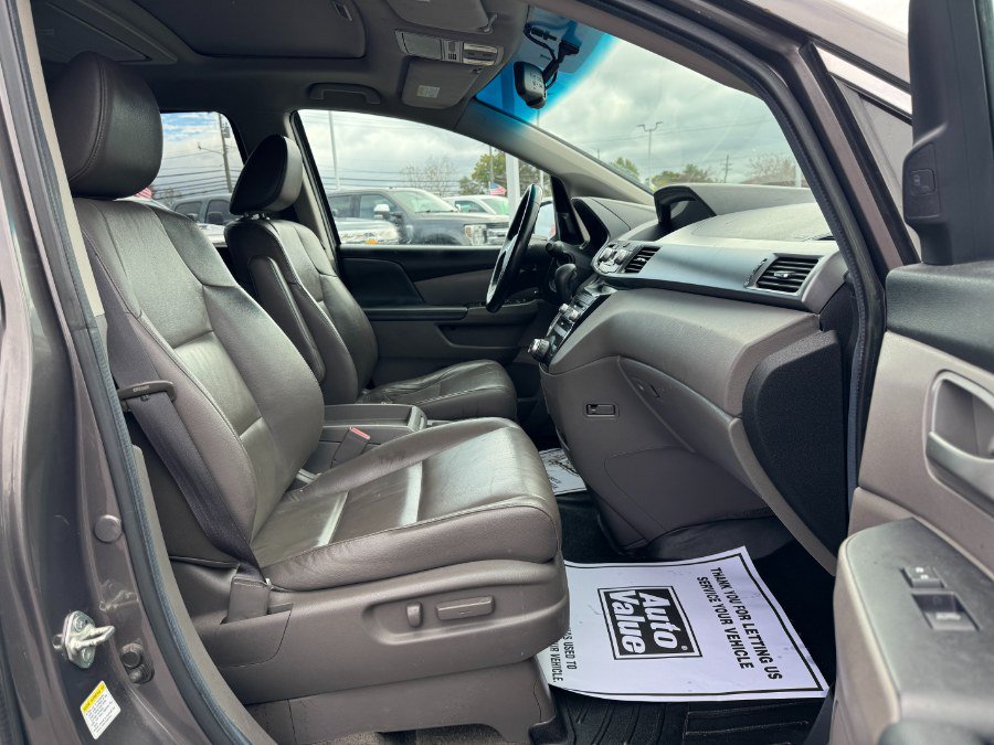 Used 2013 Honda Odyssey Touring Elite image 20
