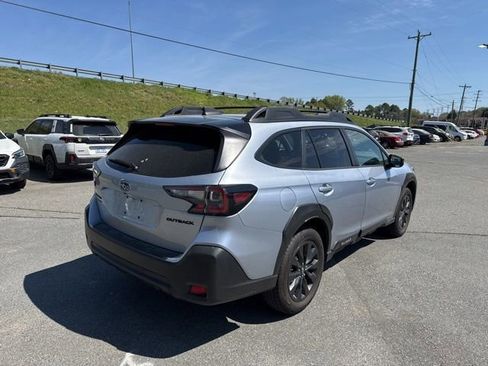 Used 2024 Subaru Outback Onyx Edition image 6