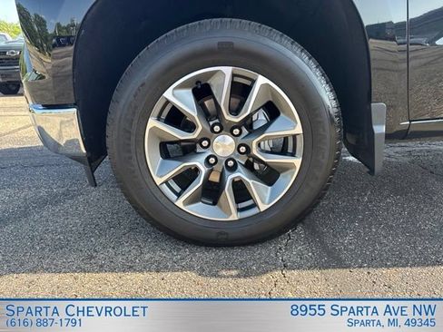 Used 2023 Chevrolet Silverado 1500 LT AWD/4WD image 10