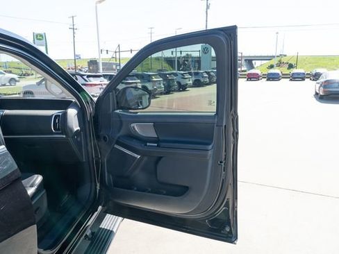 Used 2025 Ford Expedition Max Platinum AWD/4WD image 16