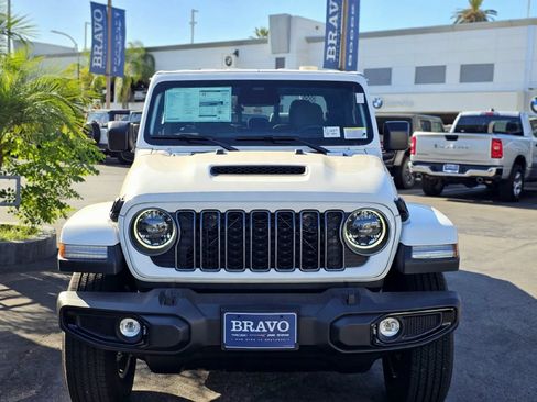 New 2026 Jeep Gladiator Sport AWD/4WD image 2