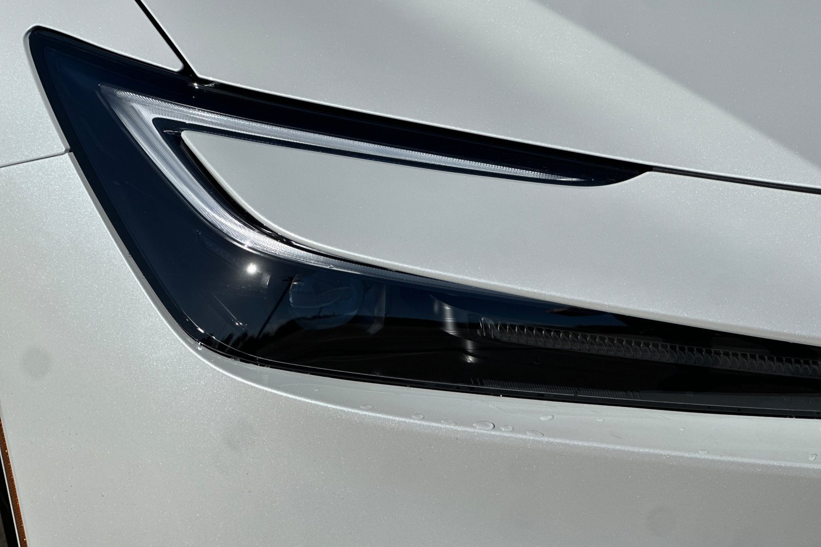 New 2027 Toyota Prius Plug-In Hybrid FWD image 30