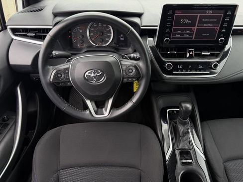 Used 2020 Toyota Corolla SE FWD image 12
