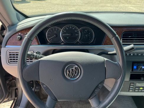 Used 2005 Buick LaCrosse CXL w/ Chrome Appearance Package FWD image 21