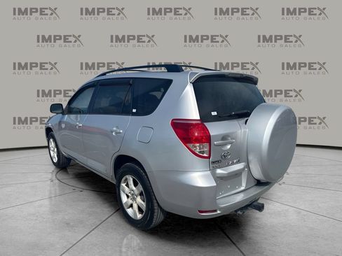 Used 2008 Toyota RAV4 Limited FWD image 2
