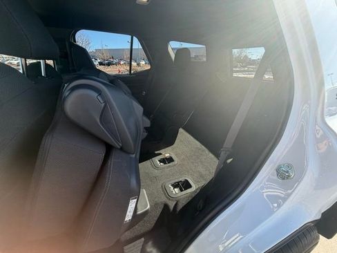 Used 2025 Toyota 4Runner SR5 image 26