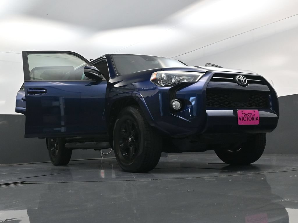 Used 2020 Toyota 4Runner SR5 RWD image 23