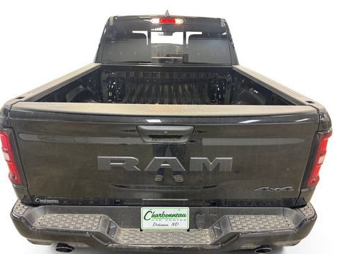 New 2026 RAM 1500 Express AWD/4WD image 18