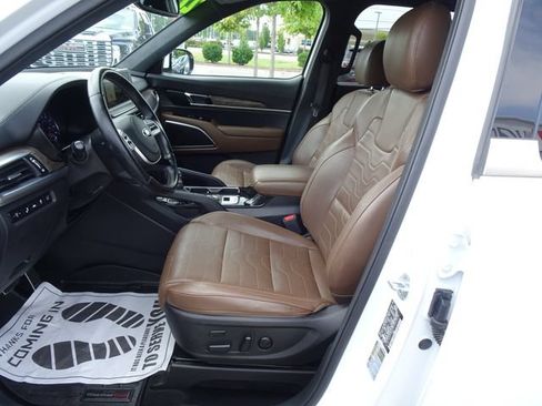Used 2020 Kia Telluride SX w/ SX Prestige Package AWD/4WD image 10