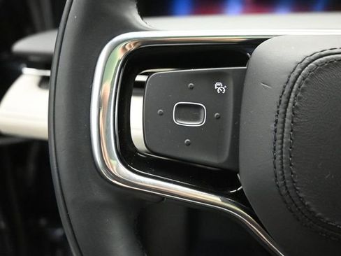 Used 2024 Lincoln Nautilus Premier w/ Equipment Group 102A image 12