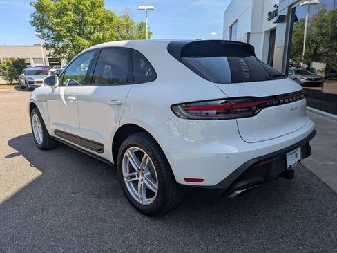 Used 2026 Porsche Macan AWD/4WD image 4