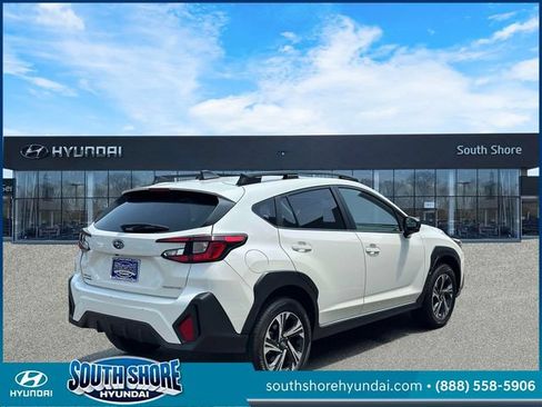 Used 2024 Subaru Crosstrek 2.0i Premium AWD/4WD image 6
