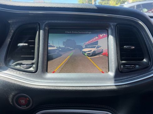 Used 2015 Dodge Challenger SRT w/ Technology Group RWD image 28