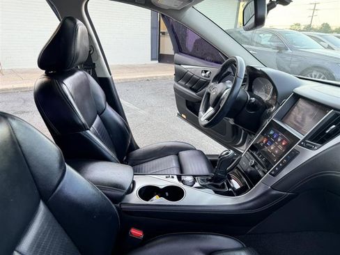 Used 2018 INFINITI Q50 Sport w/ Cargo Package (L95) RWD image 15