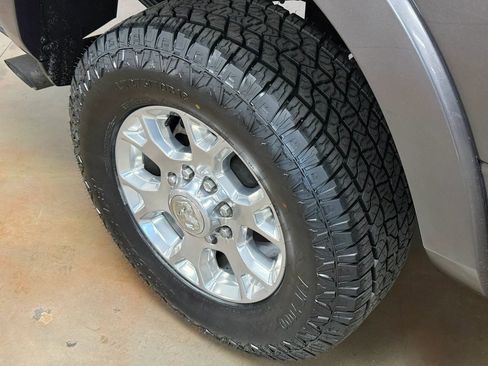 Used 2019 RAM 3500 Laramie AWD/4WD image 15