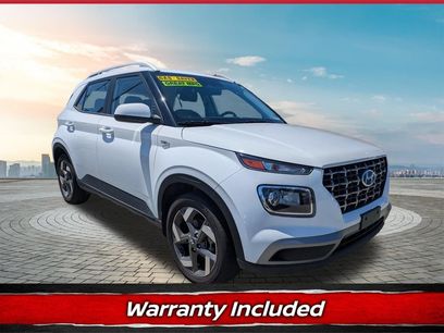Used 2024 Hyundai Venue SEL