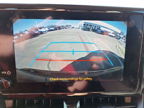 Used 2024 Toyota Corolla LE image 26