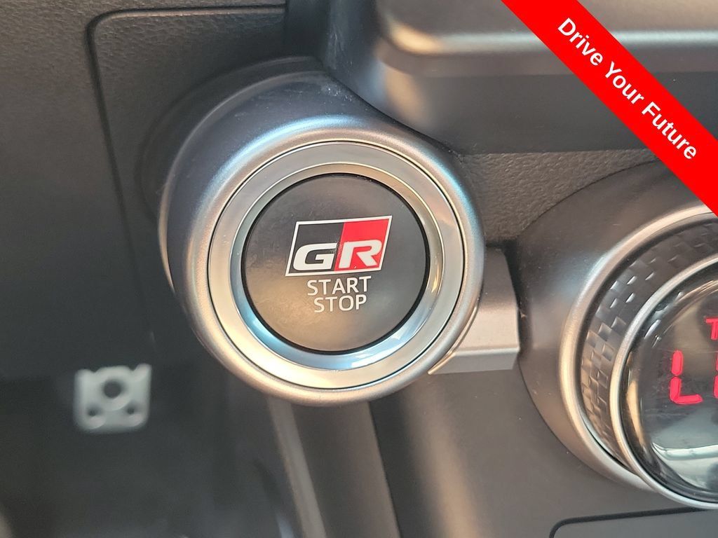 Used 2025 Toyota GR86 Premium w/ Performance Package RWD image 10
