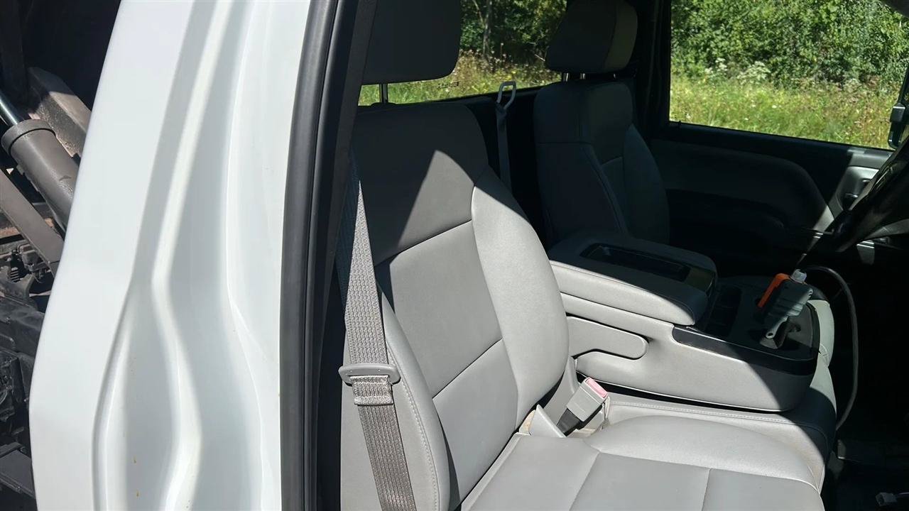 Used 2015 GMC Sierra 3500 4x4 Regular Cab w/ Sierra Convenience Package image 53