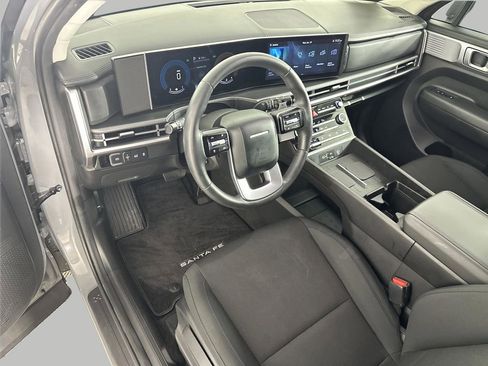 Certified 2025 Hyundai Santa Fe SE FWD image 10