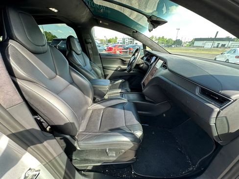 Used 2018 Tesla Model X 100D AWD/4WD image 21