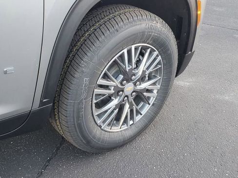 New 2026 Chevrolet Traverse LT w/ Driver Confidence Package image 6