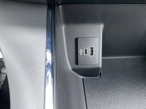 New 2025 Ford F150 Lightning Flash image 21