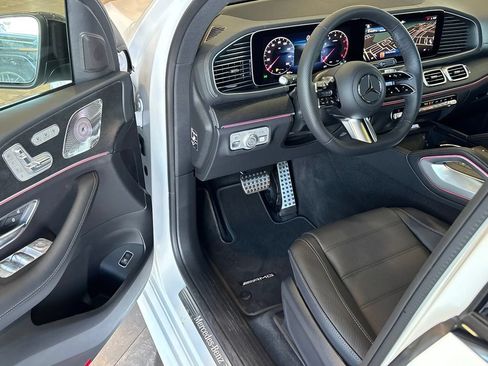 New 2026 Mercedes-Benz GLS 450 4MATIC image 9