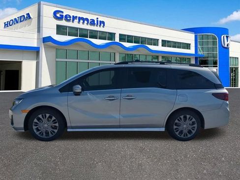 New 2026 Honda Odyssey Touring image 6