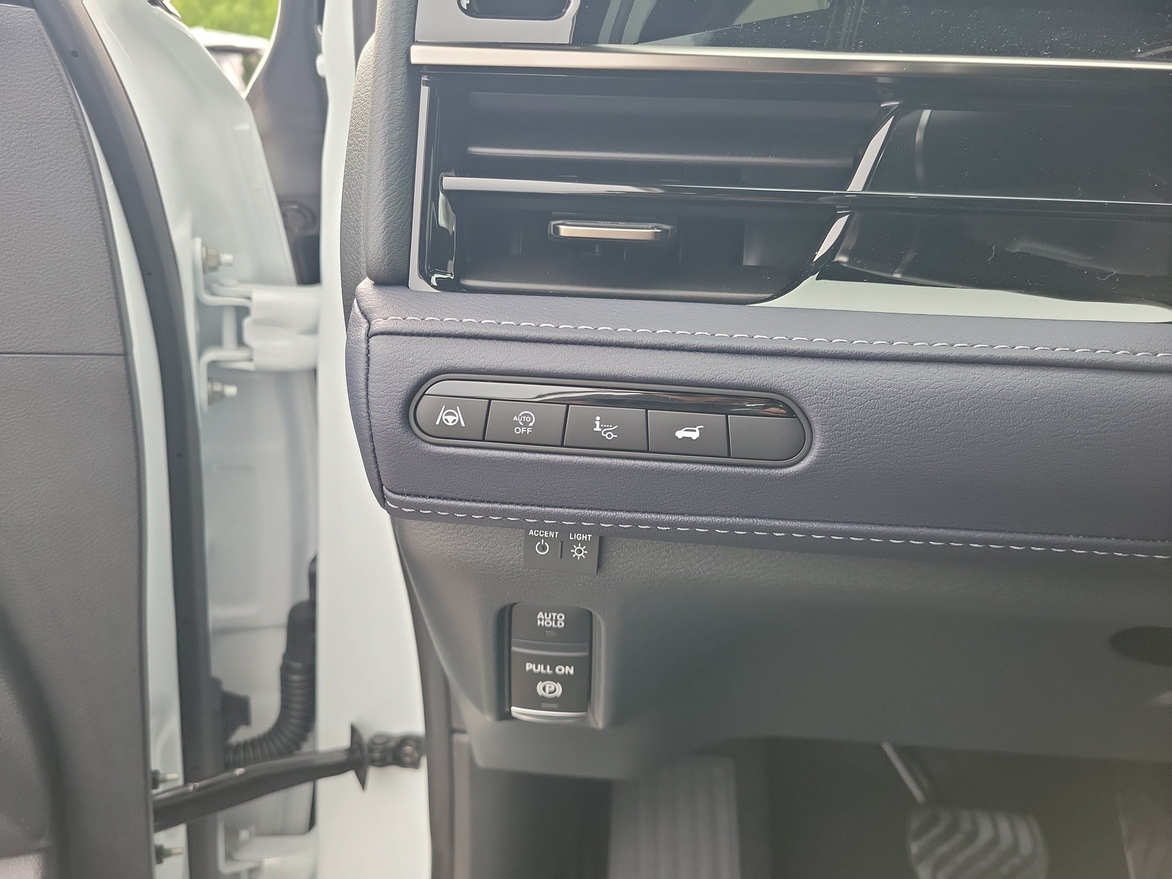 New 2026 INFINITI QX80 4WD image 13