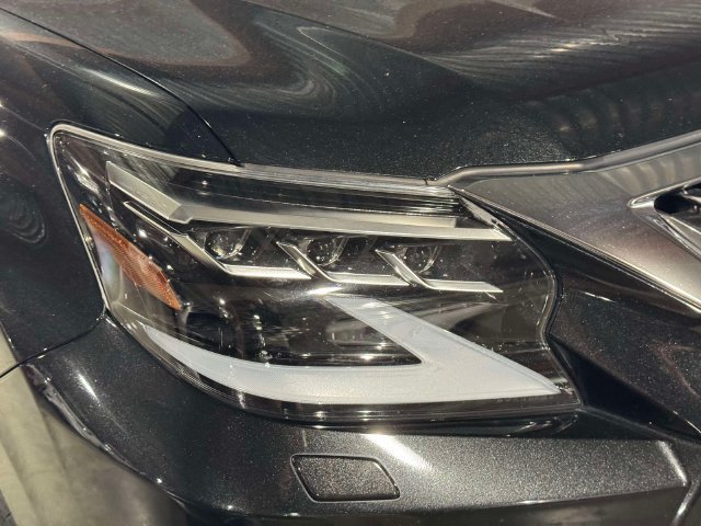 Certified 2023 Lexus GX 460 Premium w/ Accessory Package AWD/4WD image 12