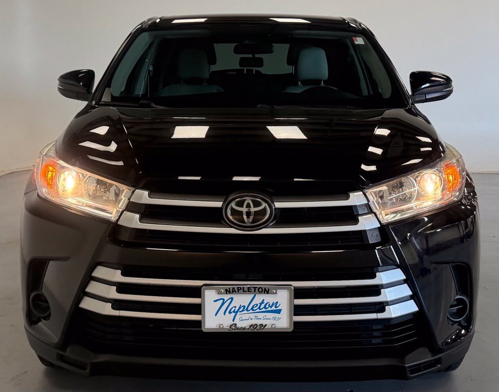 Used 2019 Toyota Highlander LE FWD image 7