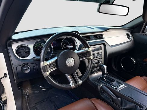 Used 2013 Ford Mustang GT Premium w/ Security Pkg RWD image 24