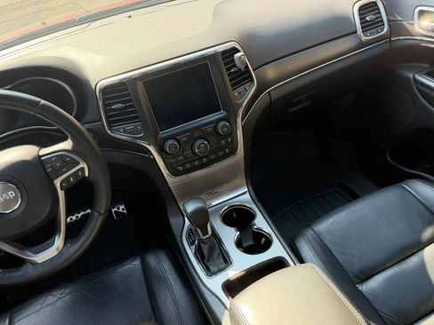 Used 2018 Jeep Grand Cherokee Limited RWD image 19