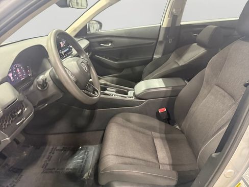 Used 2024 Honda Accord EX image 23