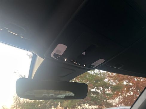 Used 2022 Honda Civic Sport Touring image 19