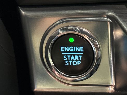 Used 2022 Ford F150 Lariat image 46