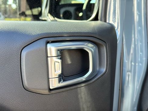 New 2026 Jeep Gladiator Sport AWD/4WD image 20
