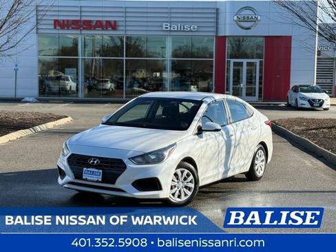 Used 2018 Hyundai Accent SE image 1