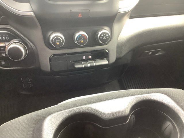 Used 2021 RAM 1500 Big Horn AWD/4WD image 34