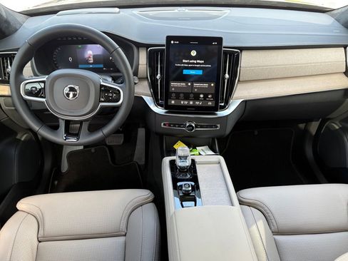 New 2026 Volvo XC90 B5 Ultra w/ Lounge Package AWD/4WD image 10