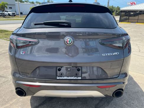 Used 2024 Alfa Romeo Stelvio Ti w/ Active Assist Plus Package AWD/4WD image 4